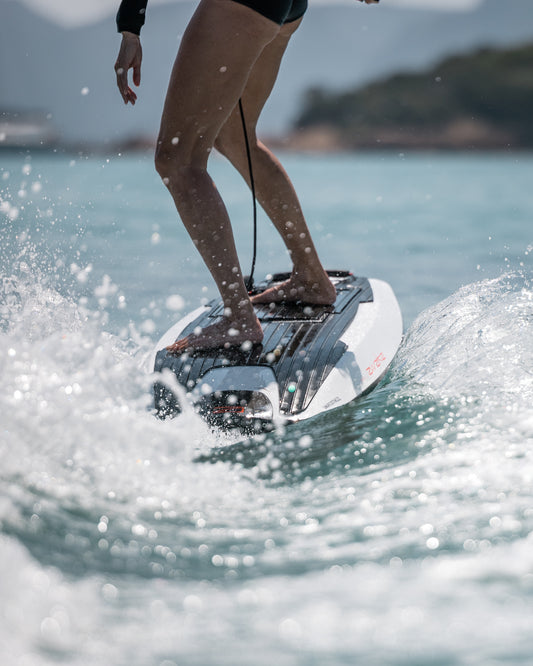 Beginner jetboarding with instructor on Flathead Lake – Book private electric jetboard session at MontanaBoardingSchool.com